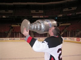Dave licking the Cup